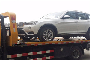 新荣拖车24小时服务电话